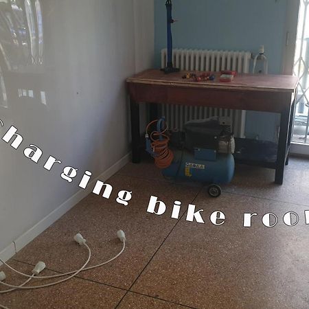 Piccolo Hotel Holiday Center Finale Ligure Luaran gambar