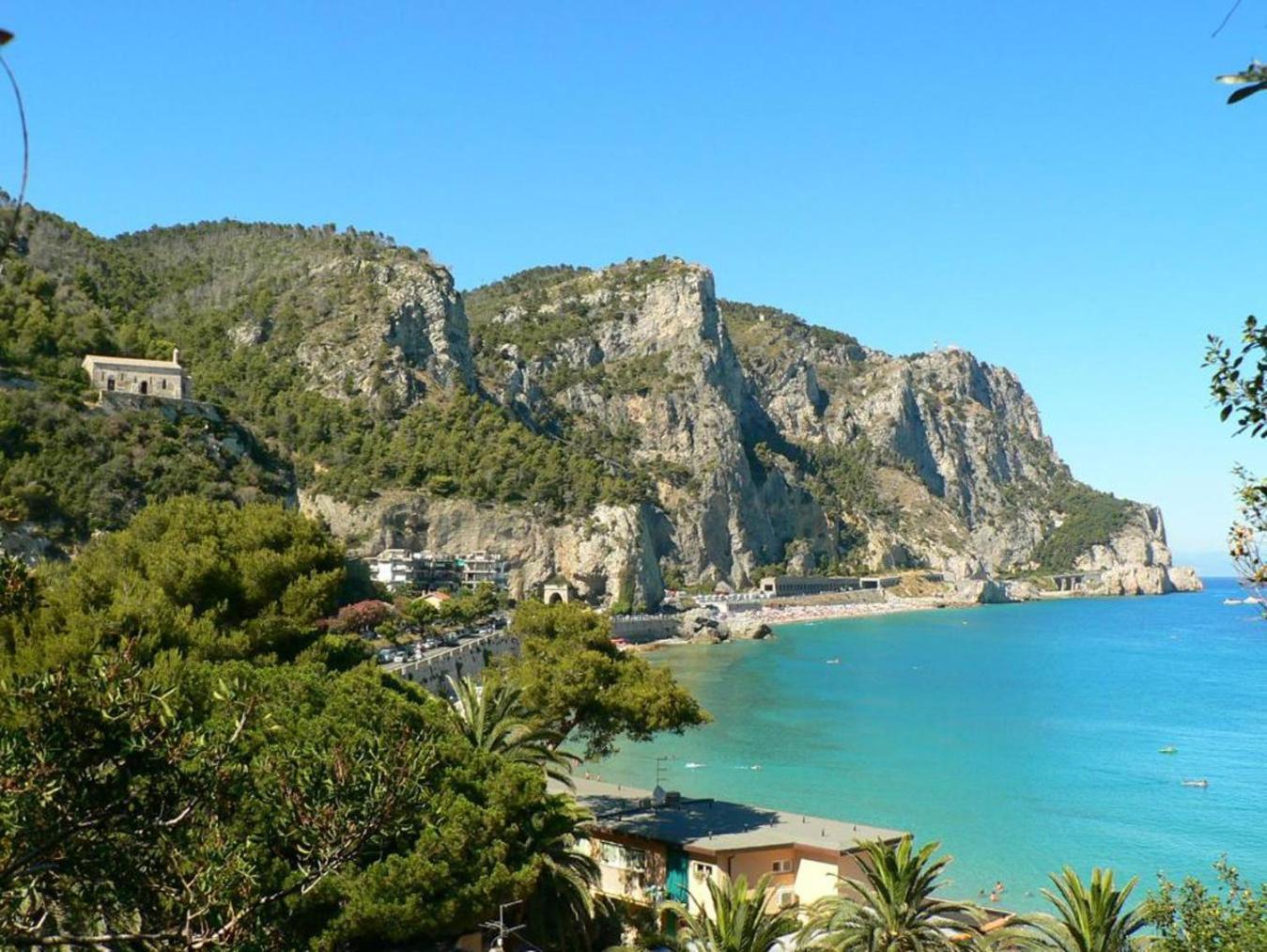 Piccolo Hotel Holiday Center Finale Ligure Luaran gambar
