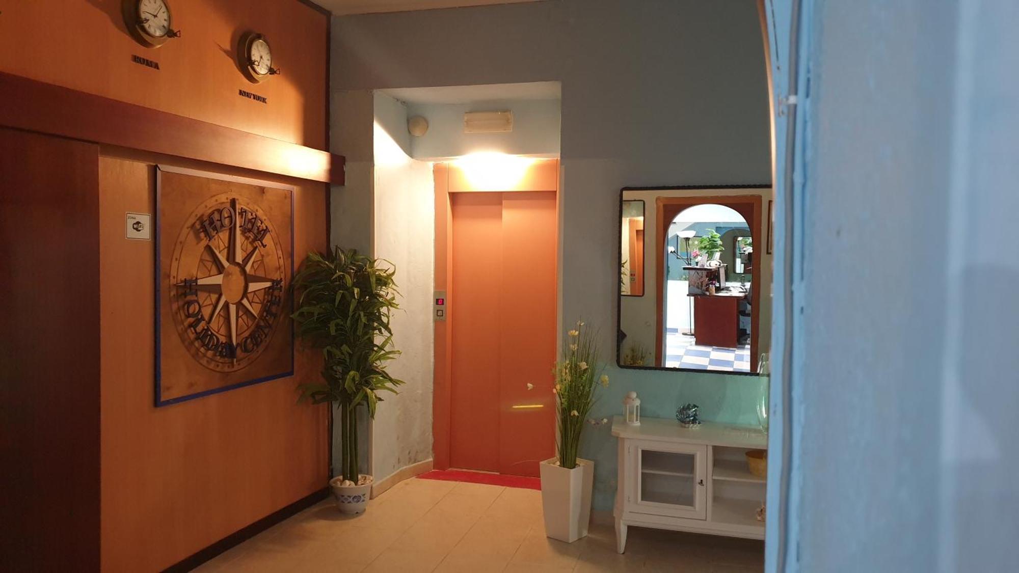 Piccolo Hotel Holiday Center Finale Ligure Luaran gambar