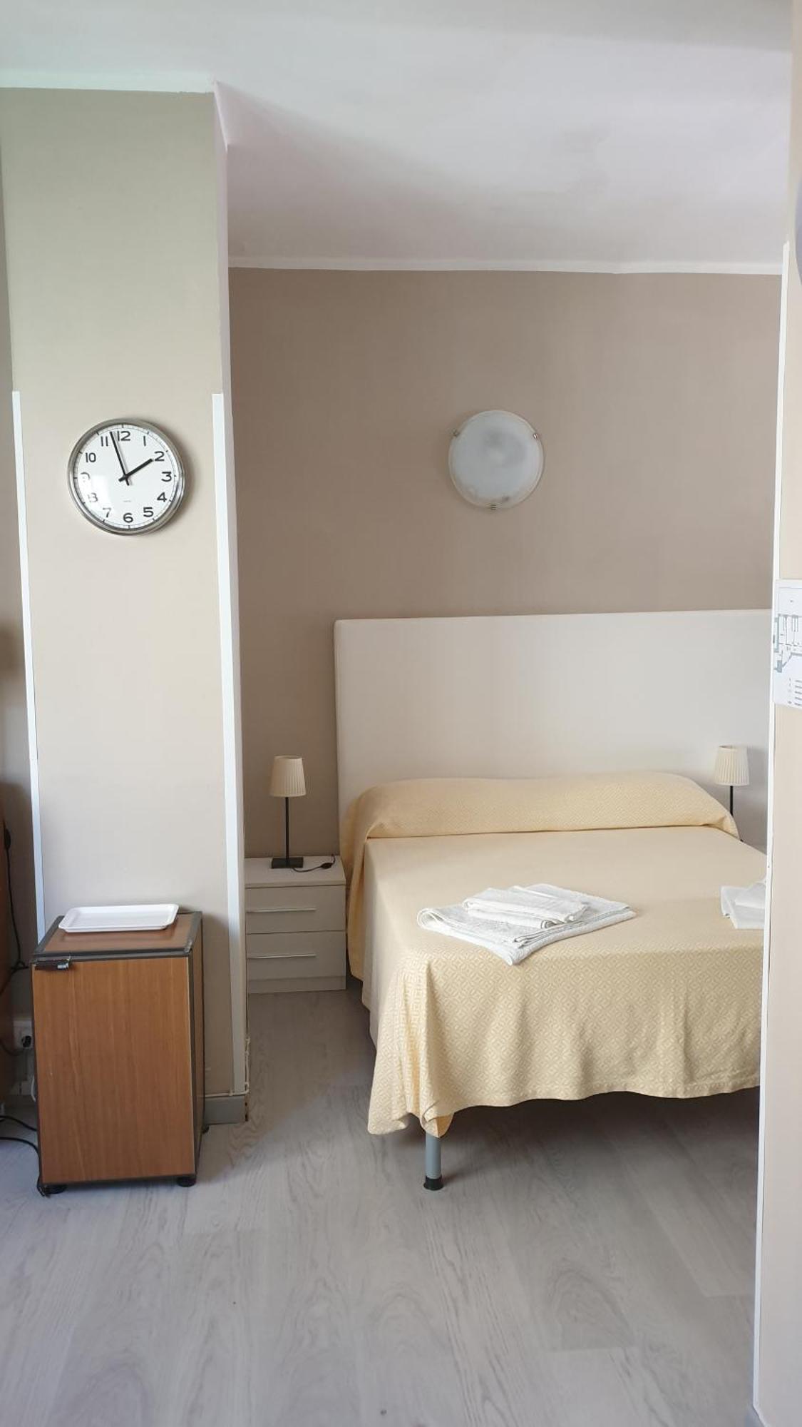 Piccolo Hotel Holiday Center Finale Ligure Luaran gambar